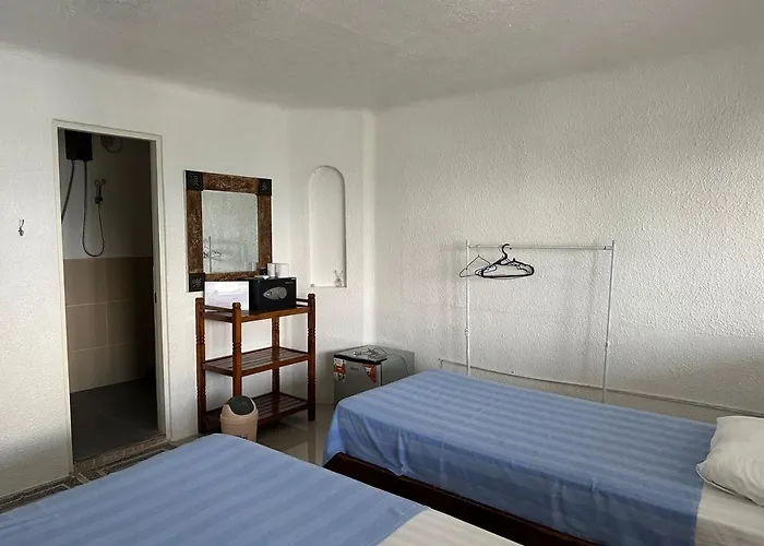 Brandnew Hotel *