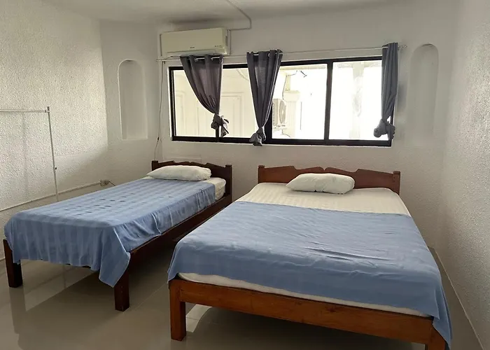 Brandnew Hotel